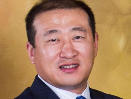 汤温，魏芳阳光公司首席执行官兼创始人