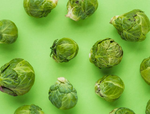 green background cabbage