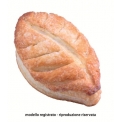 FOGLIA  - Fruit filled puff pastry, with original shape. Frozen product. Produced with a traditional process. For catering and food service. <br/>SIAL MIDDLE EAST 2014