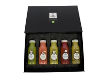 Pur Just - Cold-pressed pure ULTI fruit juices with DAREGAL herbs. Stabilized by high pressure. No preservative.<br/>SIAL PARIS 2016