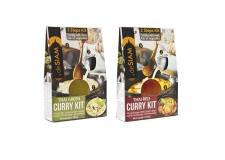 Thai curry meal kits - Asian meal kit in a sophisticated packaging. Contains curry paste, coconut milk and spices. Simply add meat, fish or vegetables. In a box with a see-through window and recipe on the back.<br/>SIAL PARIS 2014