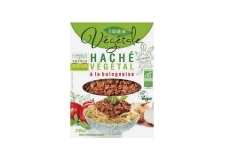 Haché Végétal à la bolognaise - Organic cooked chopped soybean. Prepared and cooked in France. Made with French soya. Rich in protein. 

<br/>SIAL PARIS 2014